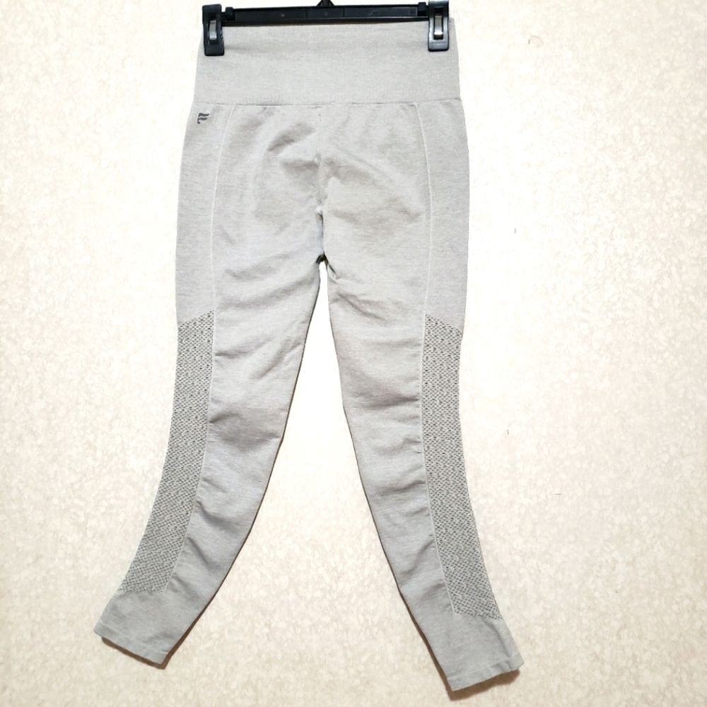 Fabletics Gray Mesh Panel Leggings size:M